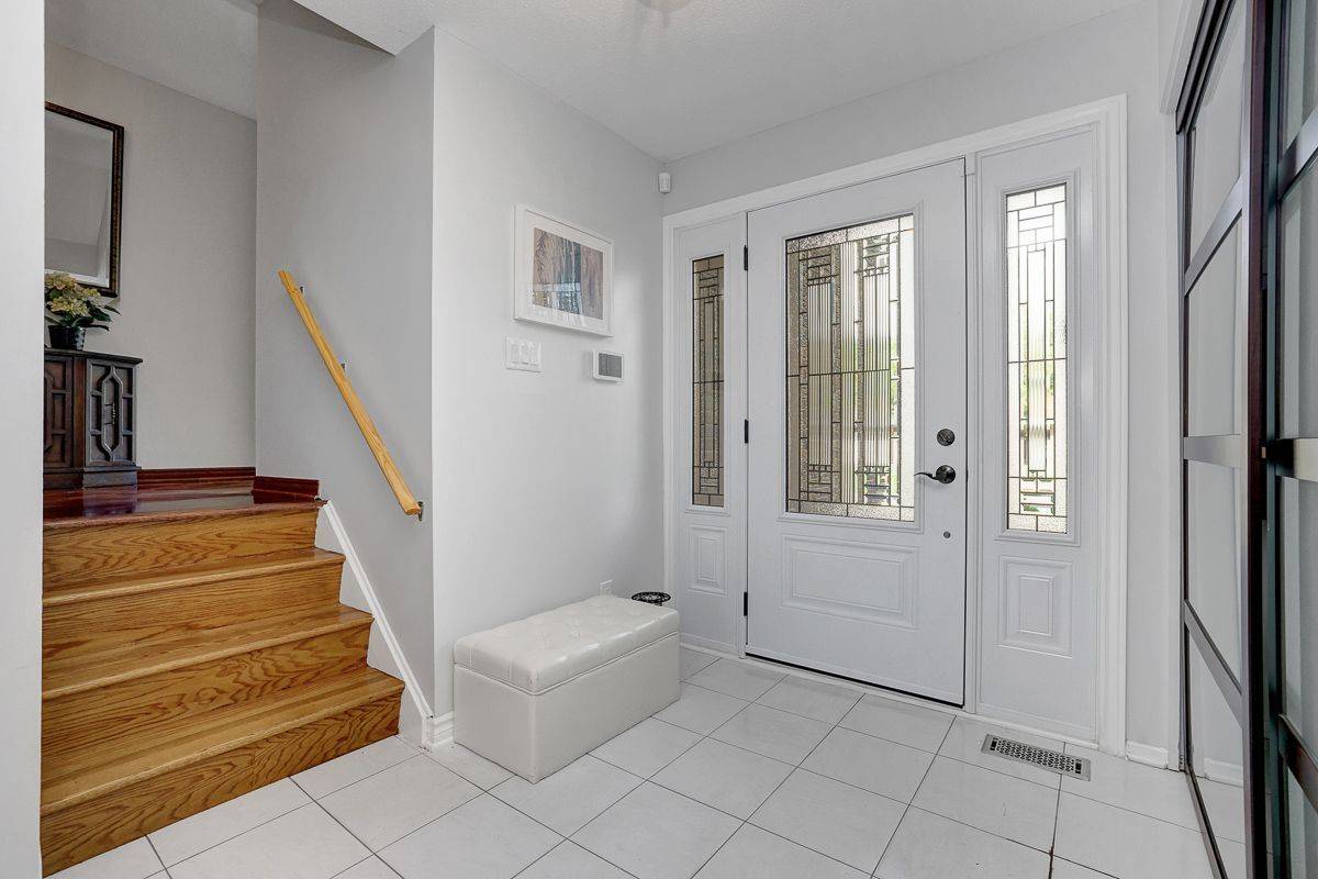 1950 Ludgate CRES, Beacon Hill North - South And Area, ON K1J 8L2