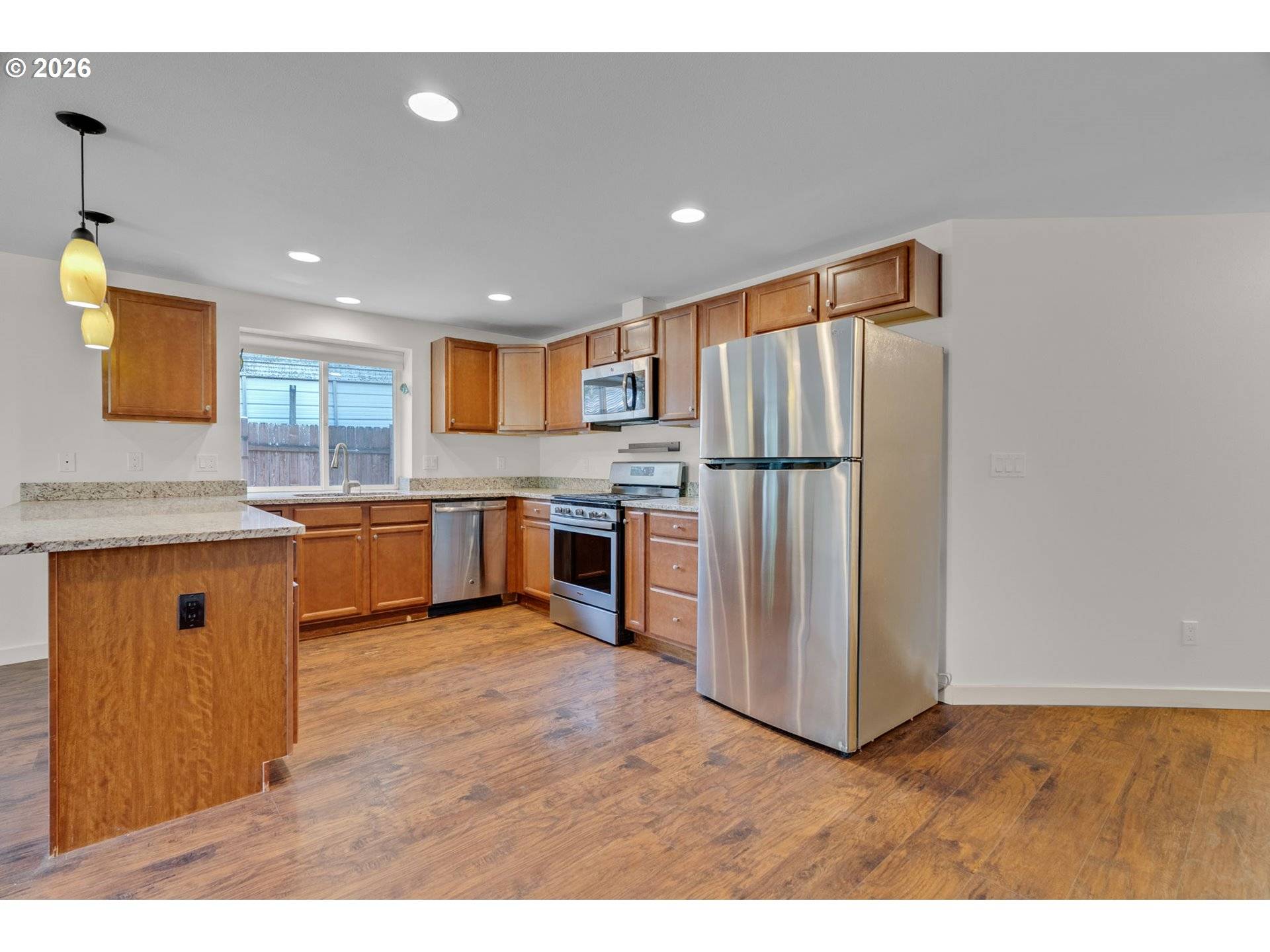 1725 SE REGNER RD, Gresham, OR 97080