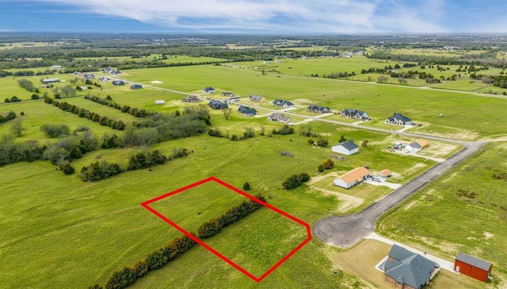 2810 Maple Road, Celeste, TX 75423