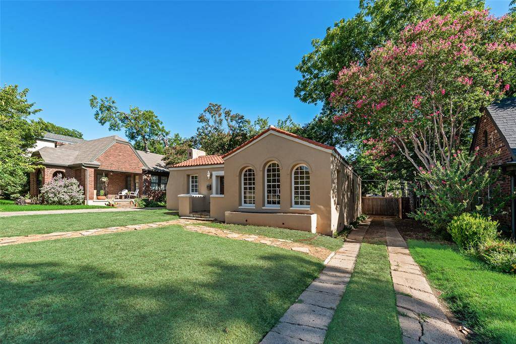 811 Kidd Springs Drive, Dallas, TX 75208