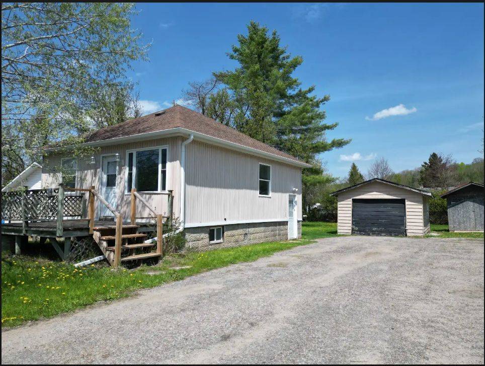 14 Chandos ST, Minden Hills, ON K0M 2K0