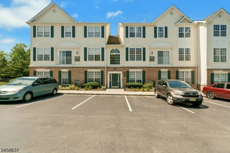 428 Lenape Ln, Lopatcong Twp., NJ 08865