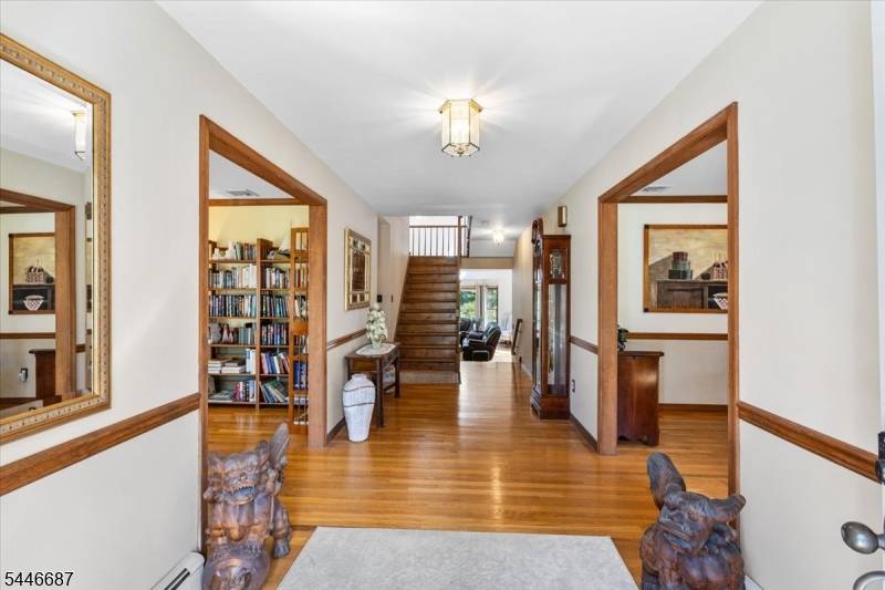 5 Cambridge Rd, Andover Twp., NJ 07848