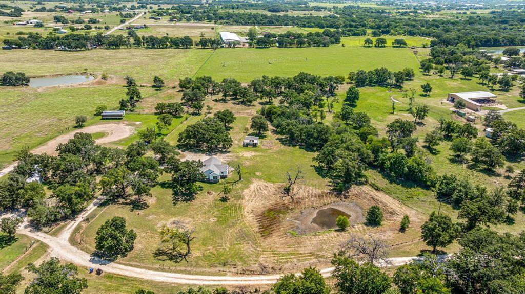 688 Private Road 1152, Stephenville, TX 76401