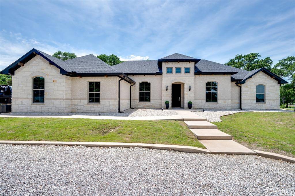 11776 E US Highway 82, Whitesboro, TX 76273