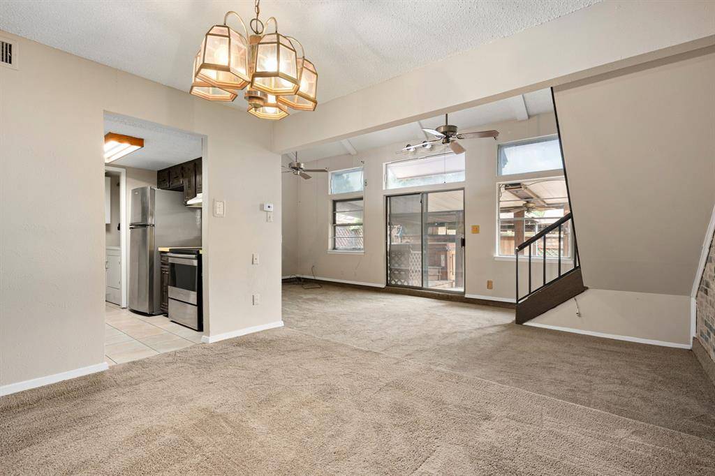 2325 Overland Lane, Arlington, TX 76014