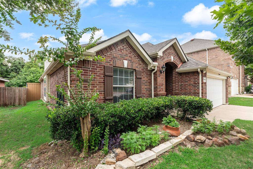 10128 Longranger Drive, Fort Worth, TX 76053
