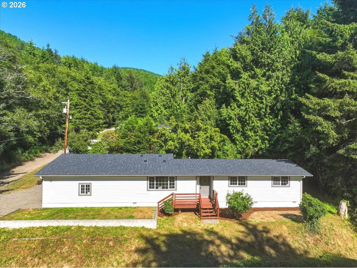 9525 NE 17TH AVE, Rockaway Beach, OR 97136