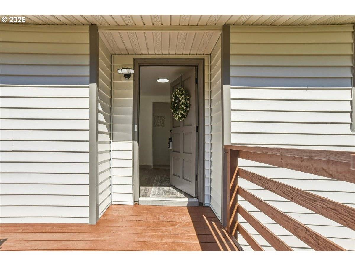 9525 NE 17TH AVE, Rockaway Beach, OR 97136