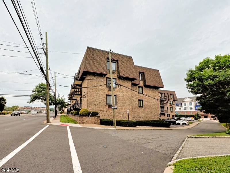 190 Morris Ave #4G, Springfield Twp., NJ 07081