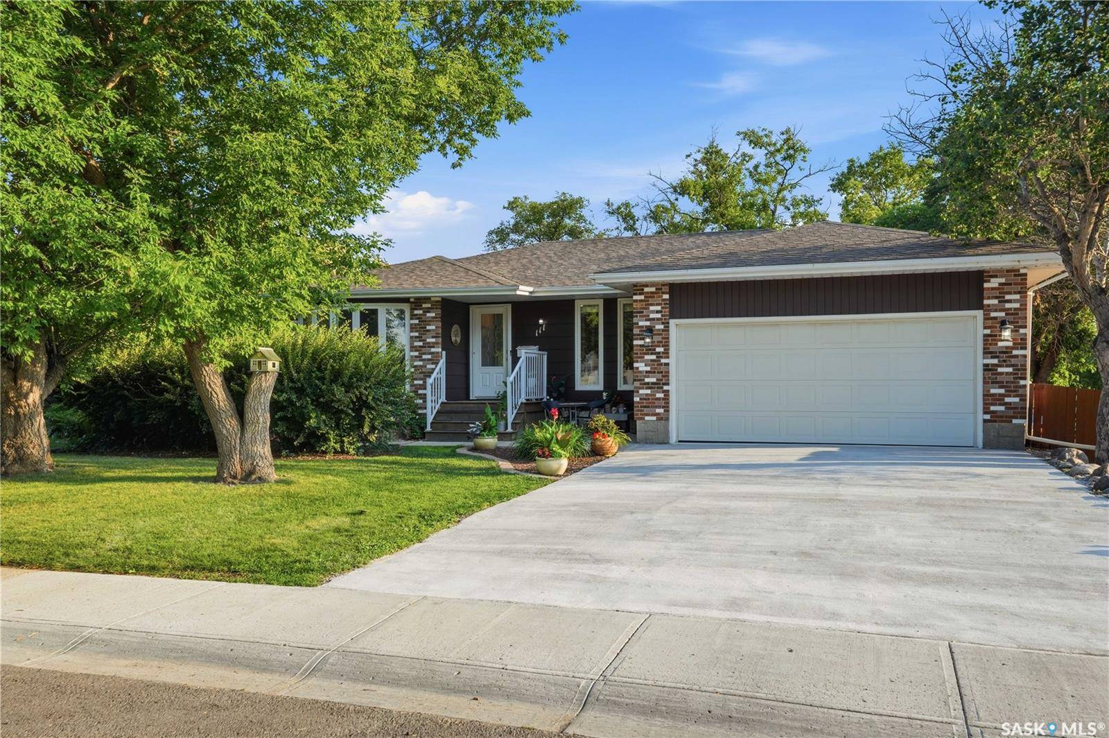 111 Minot DRIVE, Regina, SK S4X 1B6