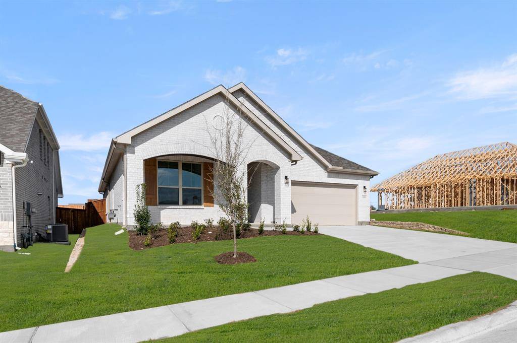108 Morning Dew Drive, Willow Park, TX 76008