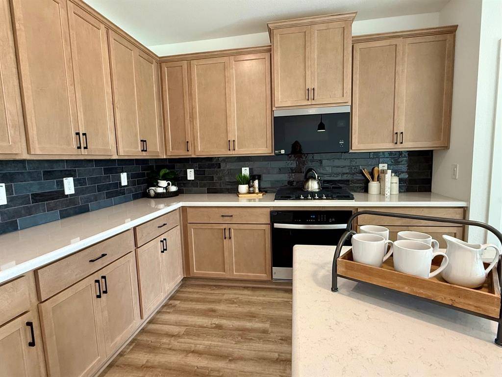 108 Morning Dew Drive, Willow Park, TX 76008