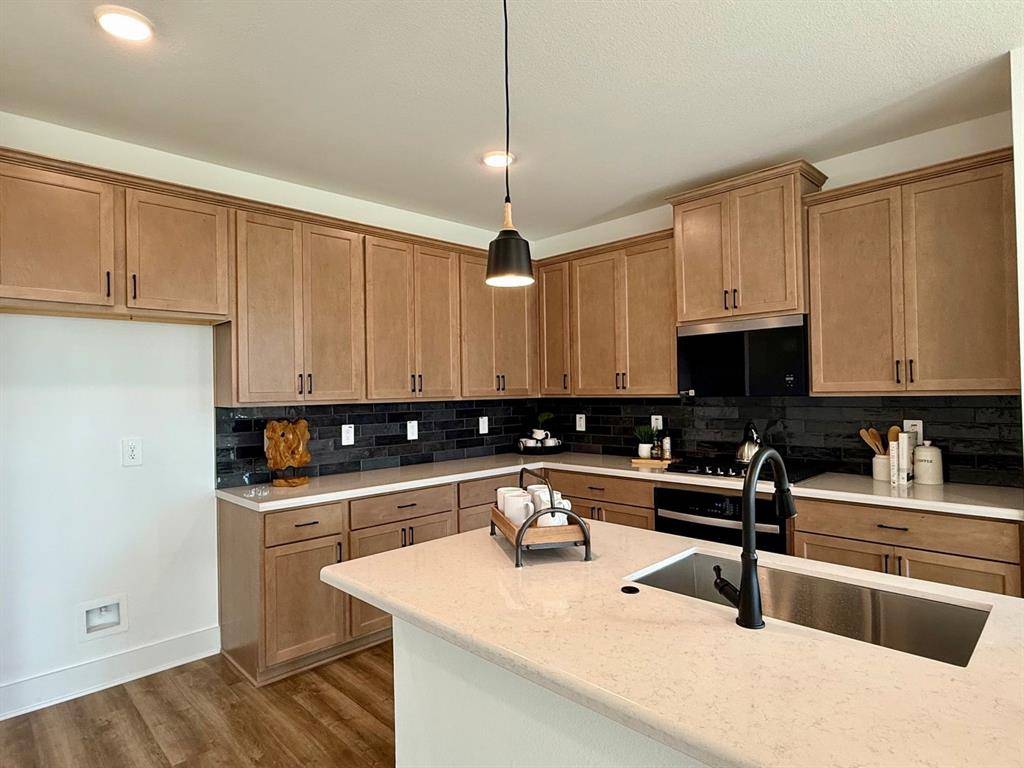 108 Morning Dew Drive, Willow Park, TX 76008