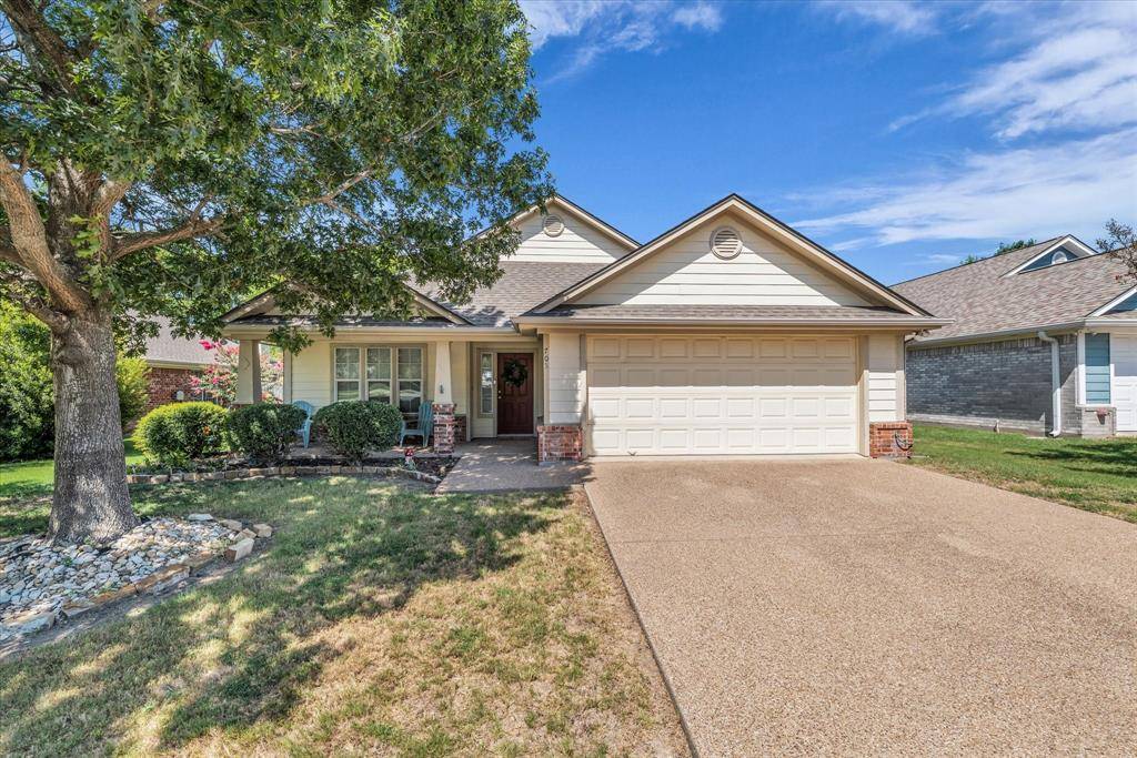 705 Heston Circle, Robinson, TX 76706