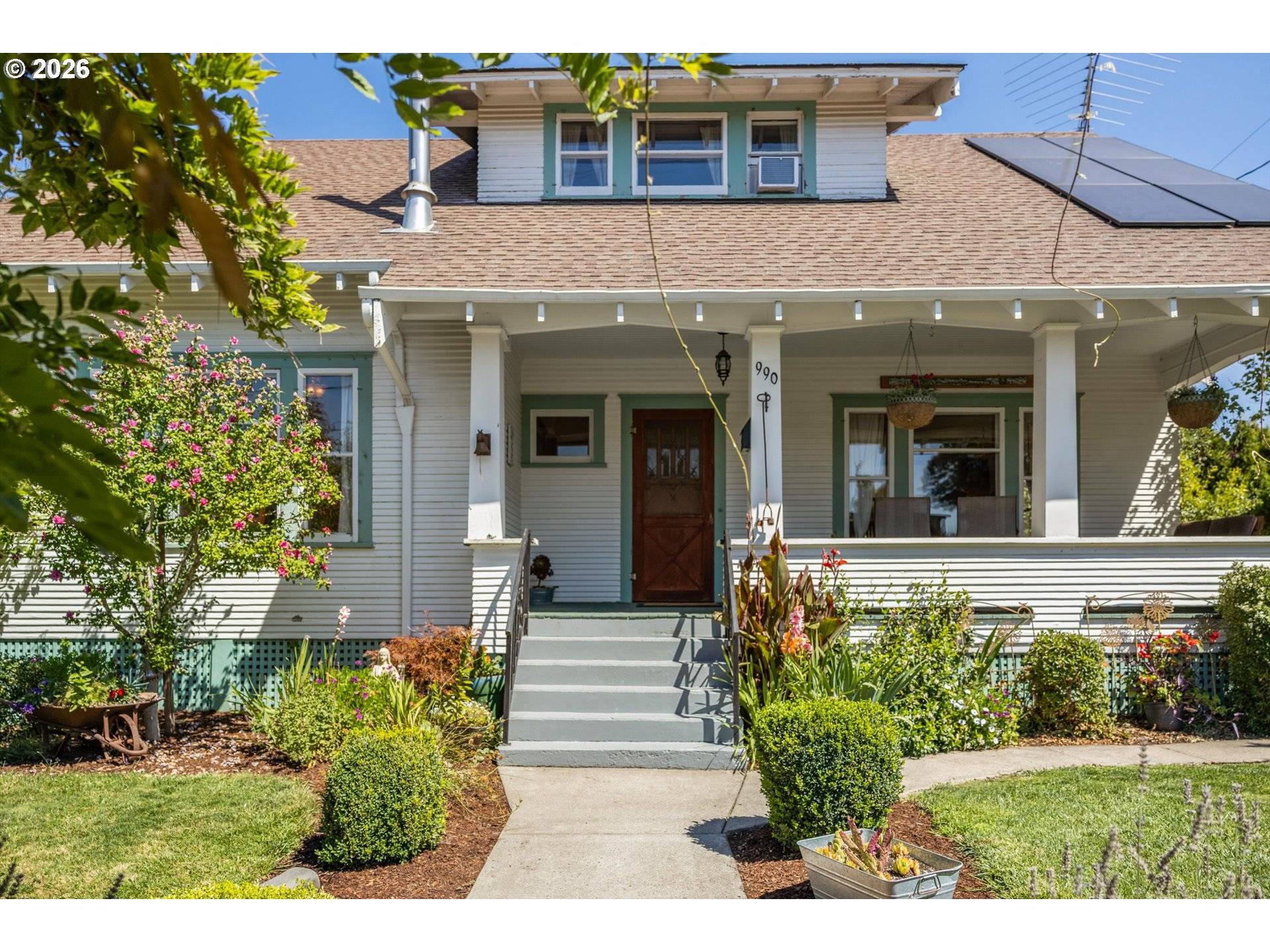 990 TAYLOR ST, Mt Angel, OR 97362
