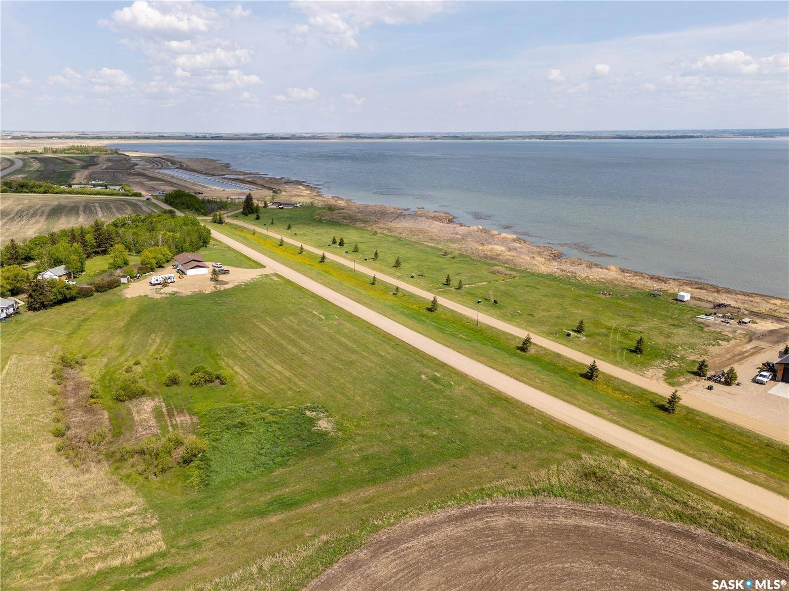 780 Lakeshore DRIVE, Meota, SK S0M 1X0