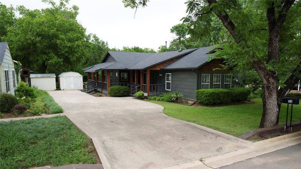 1016 W Collins Street, Denton, TX 76201
