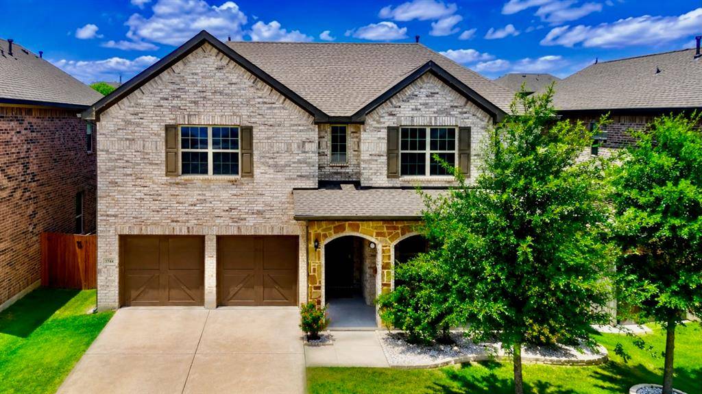 3744 Holly Brook Drive, Fort Worth, TX 76244