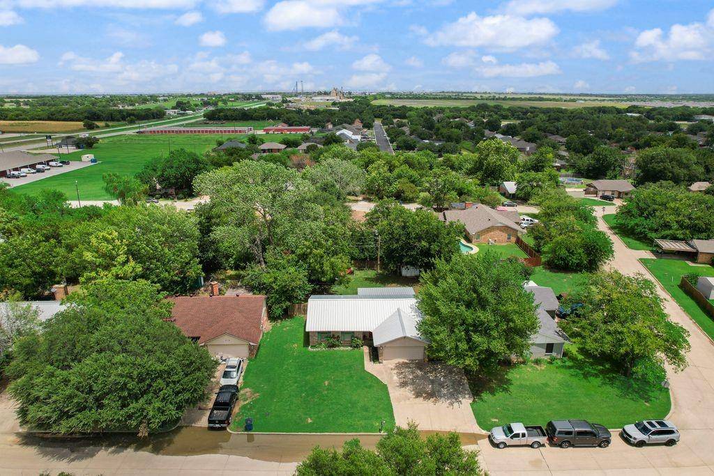802 N Spears Street, Alvarado, TX 76009