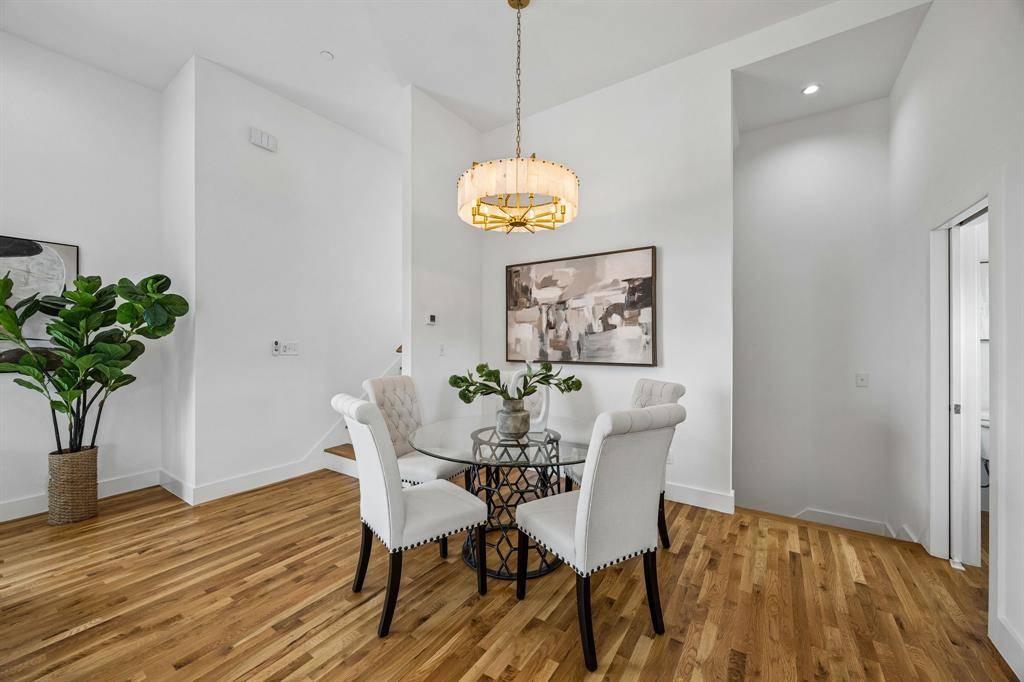 2611 Hondo Avenue #102, Dallas, TX 75219
