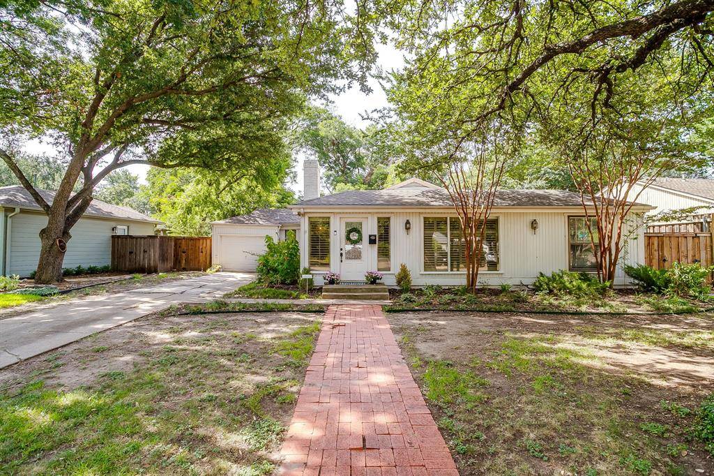 6305 Locke Avenue, Fort Worth, TX 76116
