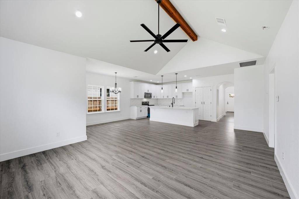 3005 Centaurus Way, Granbury, TX 76048
