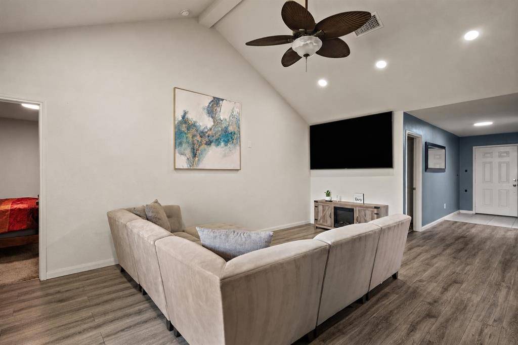 1619 White Mountain Way, Princeton, TX 75407