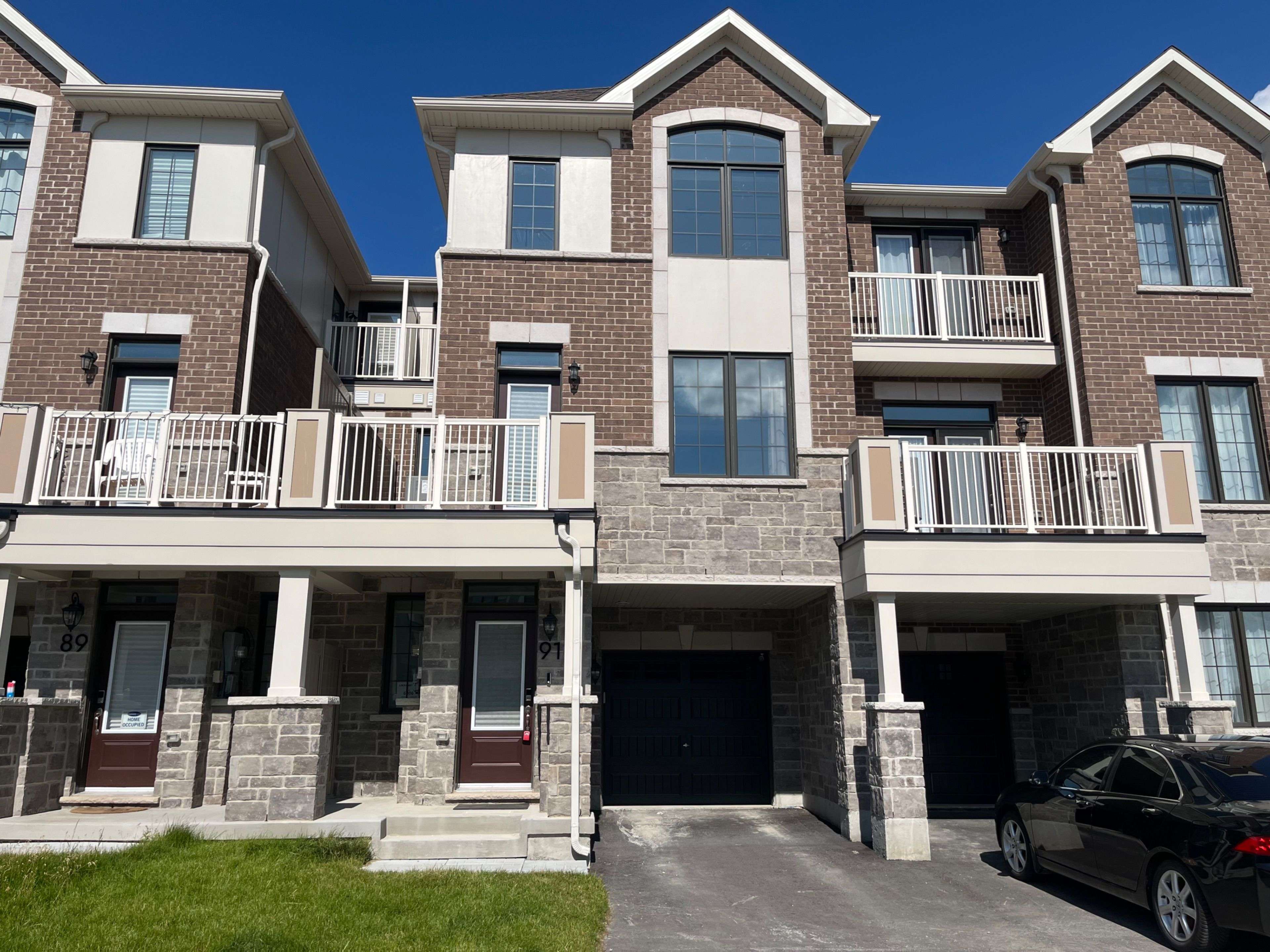 91 Vinewood CRES, Barrie, ON L9J 1B4