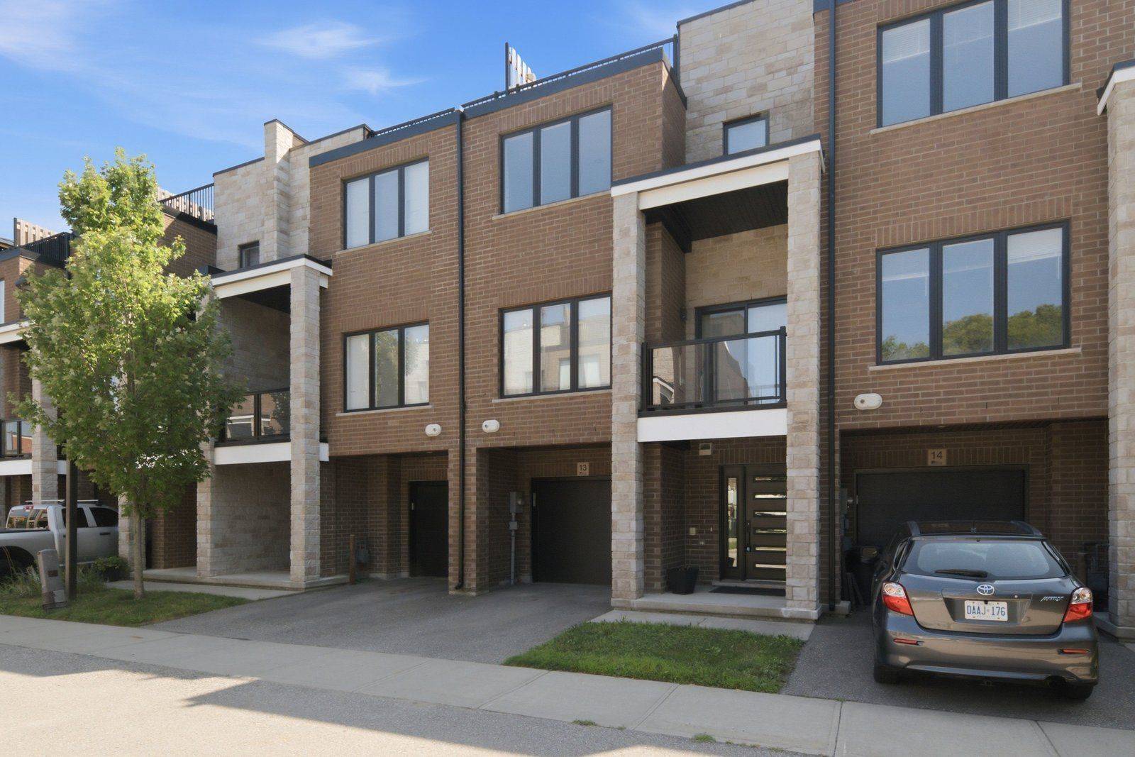 33 Jarvis ST #13, Brantford, ON N3T 4A7