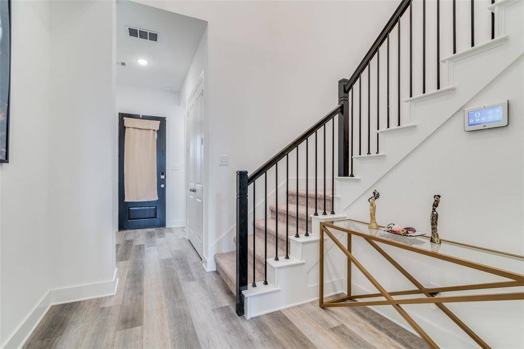 1118 Queensdown Way, Forney, TX 75126