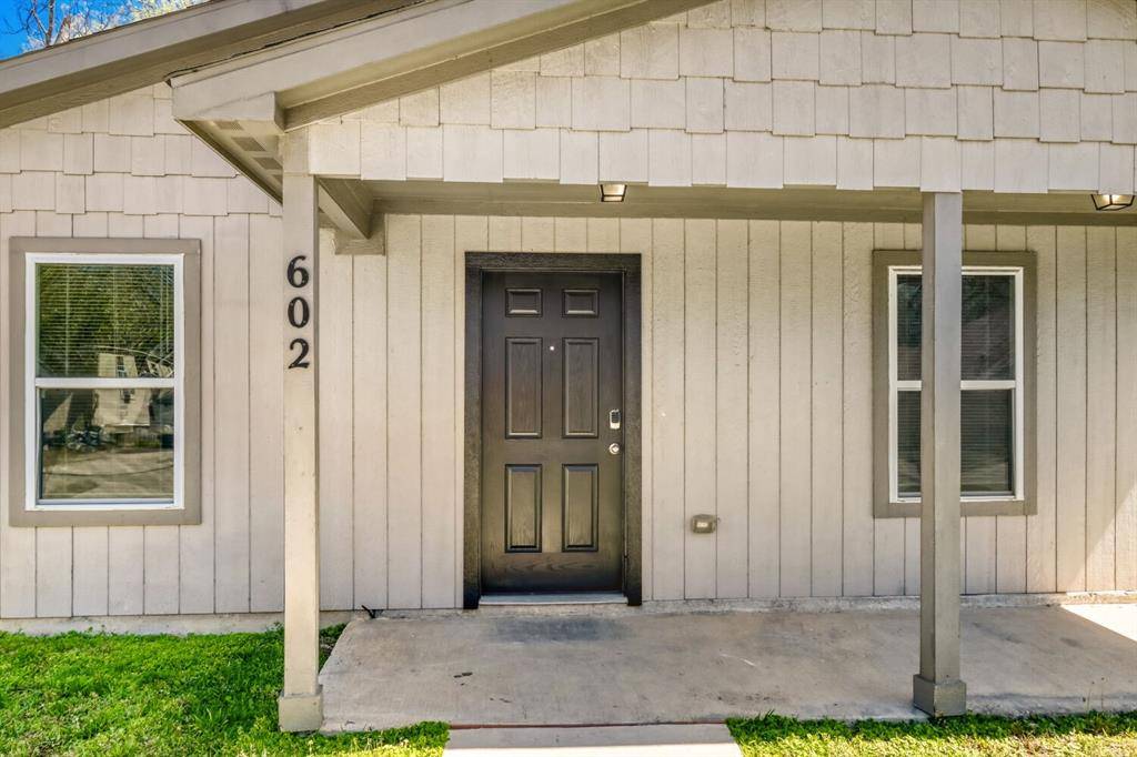 602 N Taylor Street, Gainesville, TX 76240