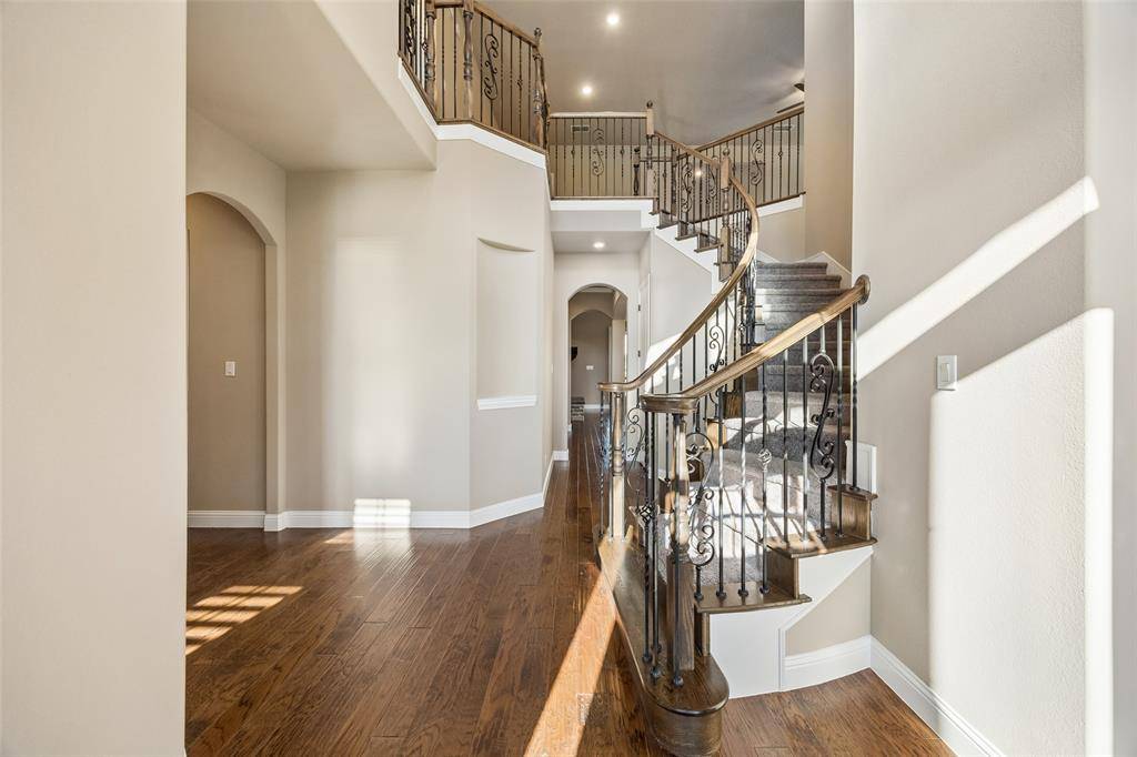 3030 Wincrest Drive, Rockwall, TX 75032