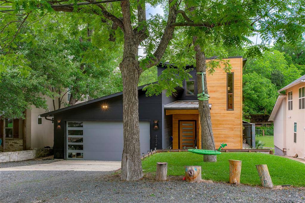 8926 Groveland Drive, Dallas, TX 75218