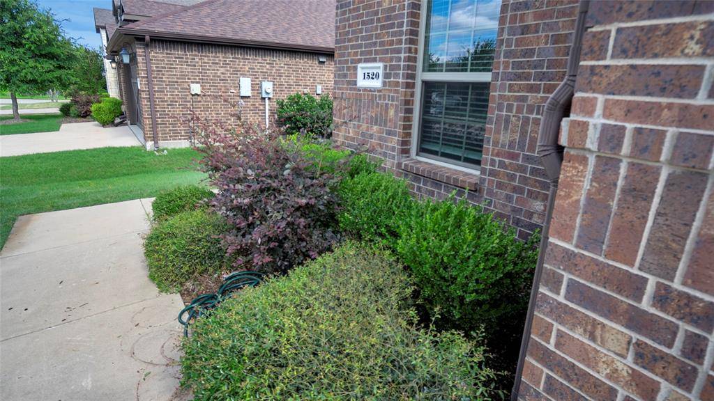 1520 Summit View Lane, Little Elm, TX 76227
