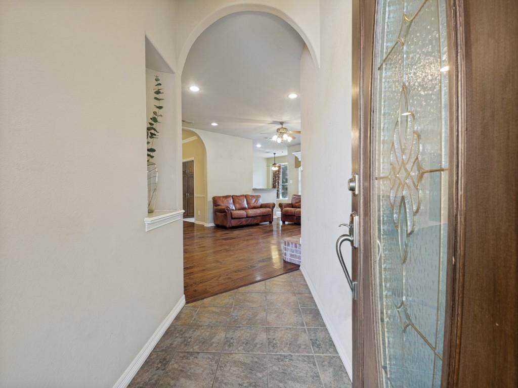 1117 Ellison Park Circle, Denton, TX 76205