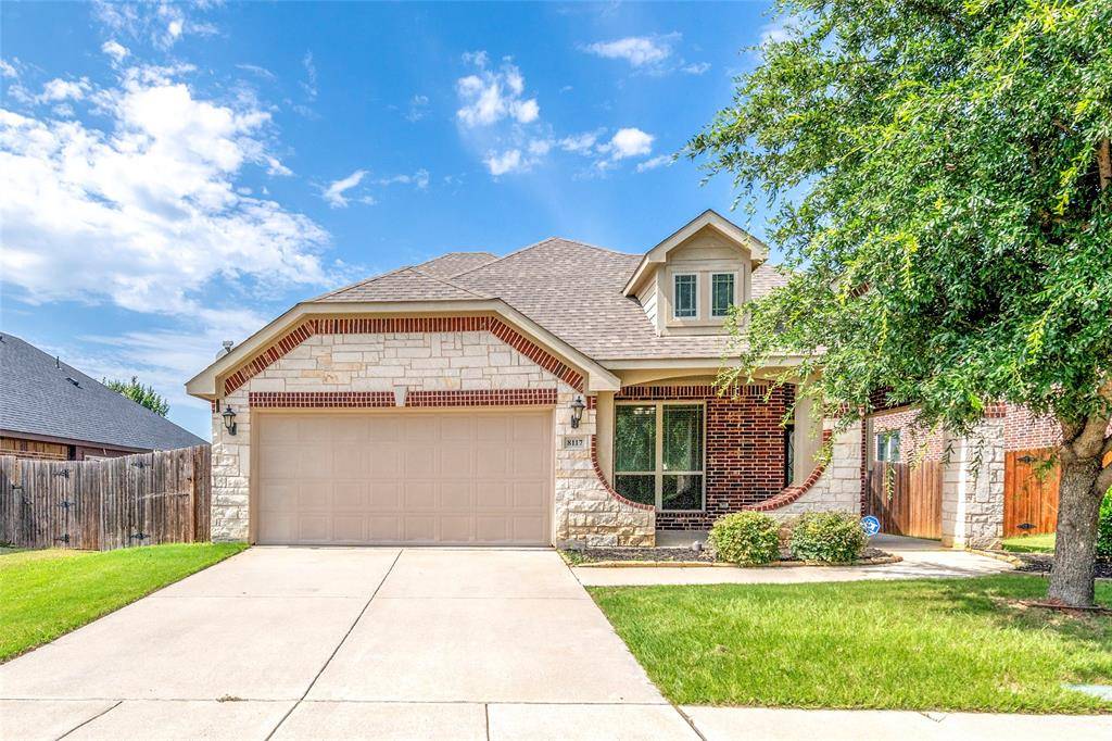 8117 Canyon Drive, Aubrey, TX 76227