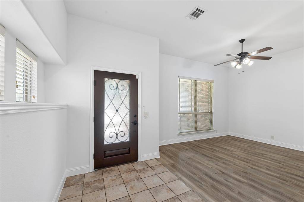 8117 Canyon Drive, Aubrey, TX 76227