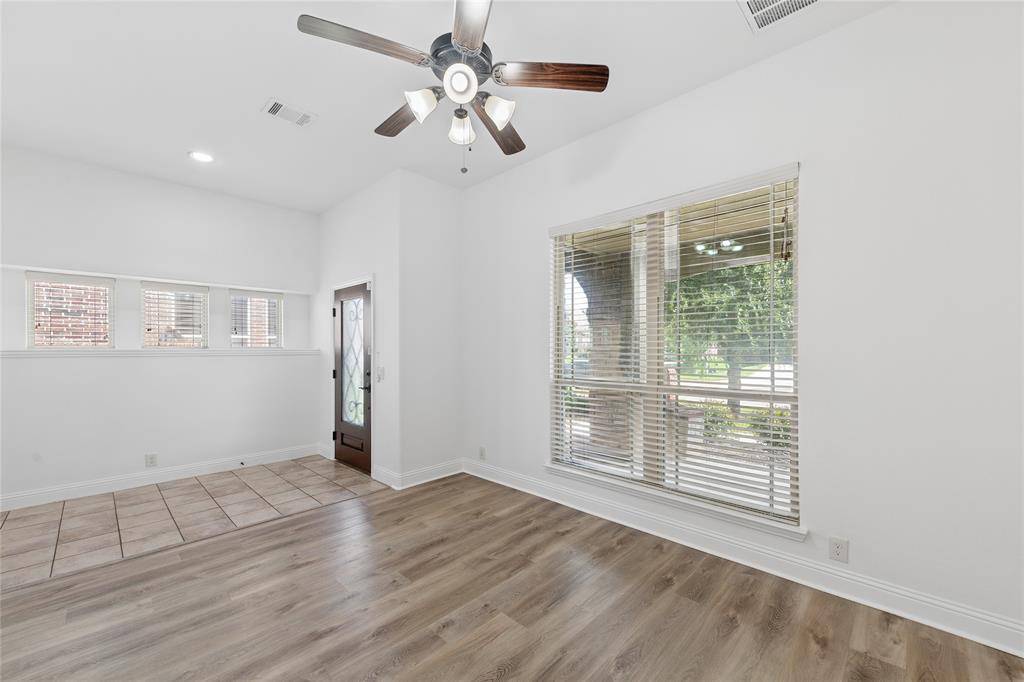 8117 Canyon Drive, Aubrey, TX 76227