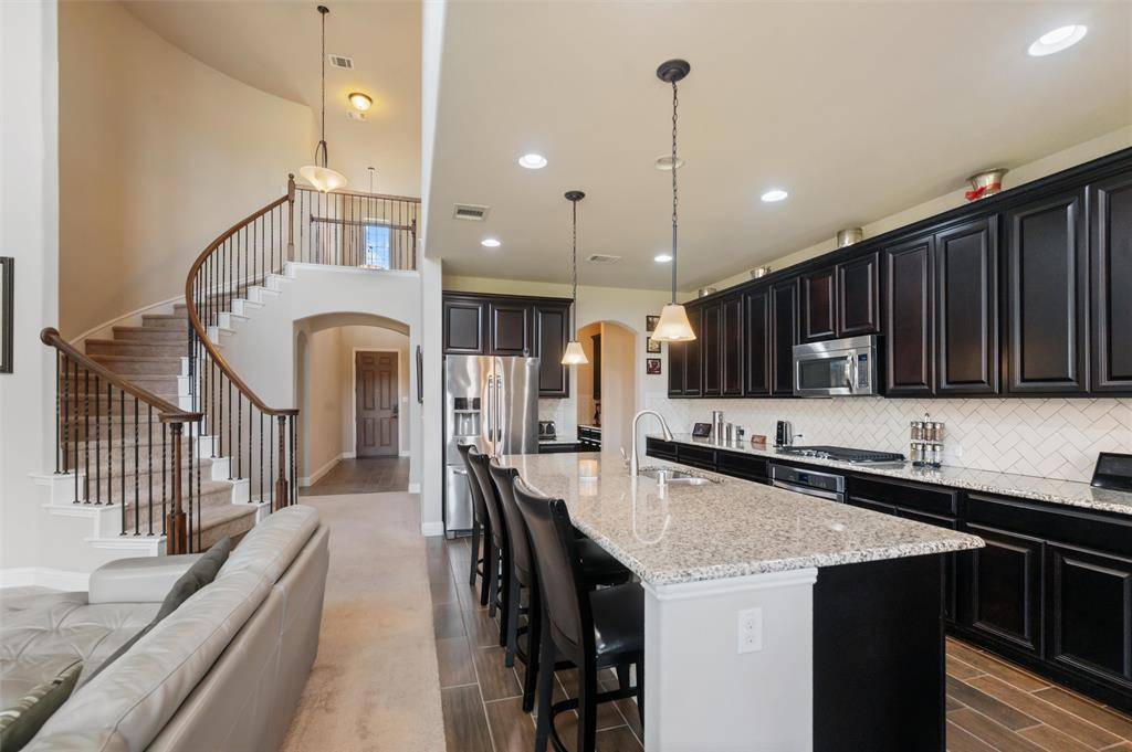 341 Vista Park Drive, Sunnyvale, TX 75182
