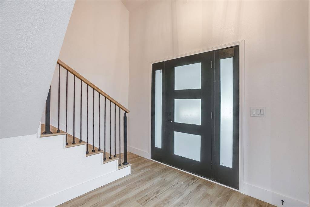 2601 Briarwood Drive, Plano, TX 75074