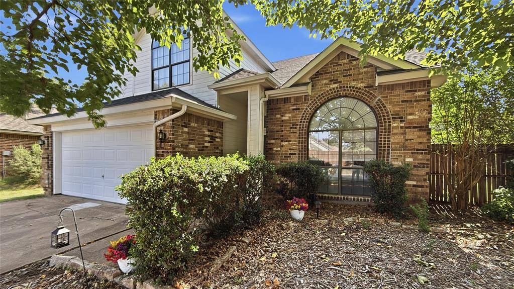 6700 Megan Lane, North Richland Hills, TX 76182