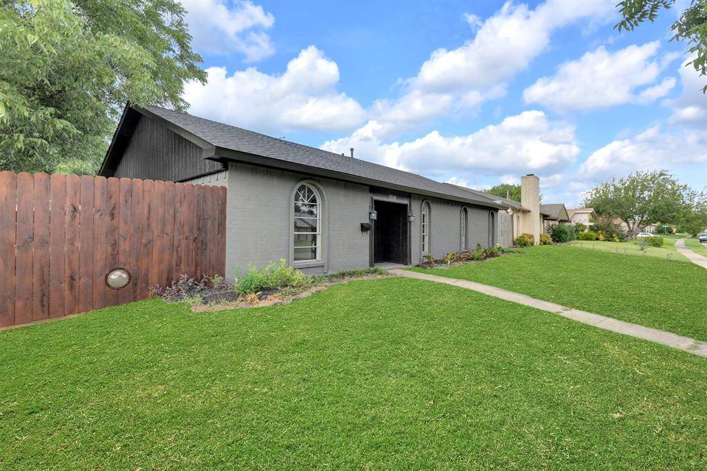 1338 Beechwood Drive, Lewisville, TX 75067