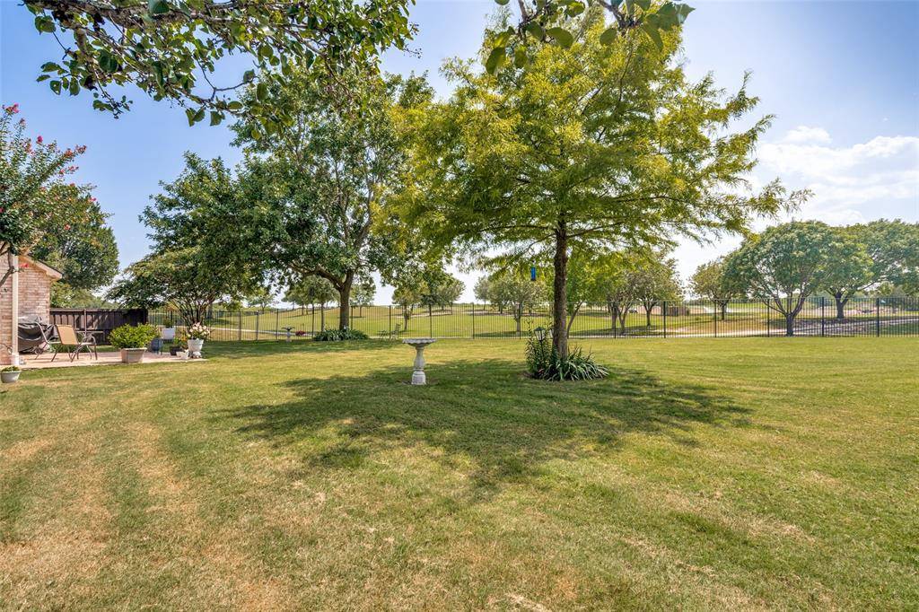 8702 Nairn Street, Rowlett, TX 75089