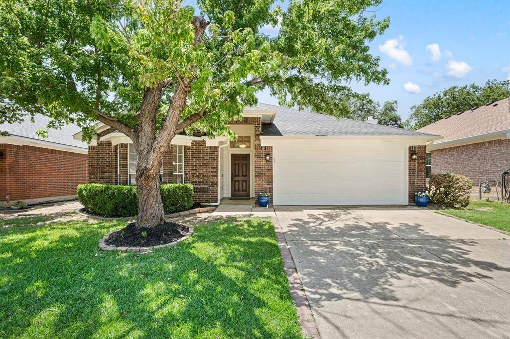 1137 Union Drive, Saginaw, TX 76131