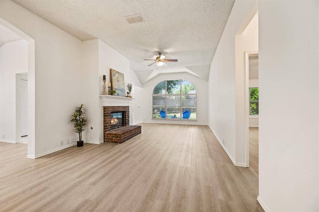 1137 Union Drive, Saginaw, TX 76131