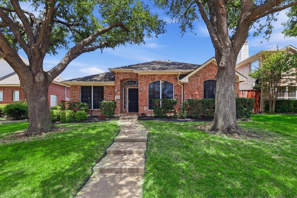 3704 Cottonwood Springs Drive, The Colony, TX 75056