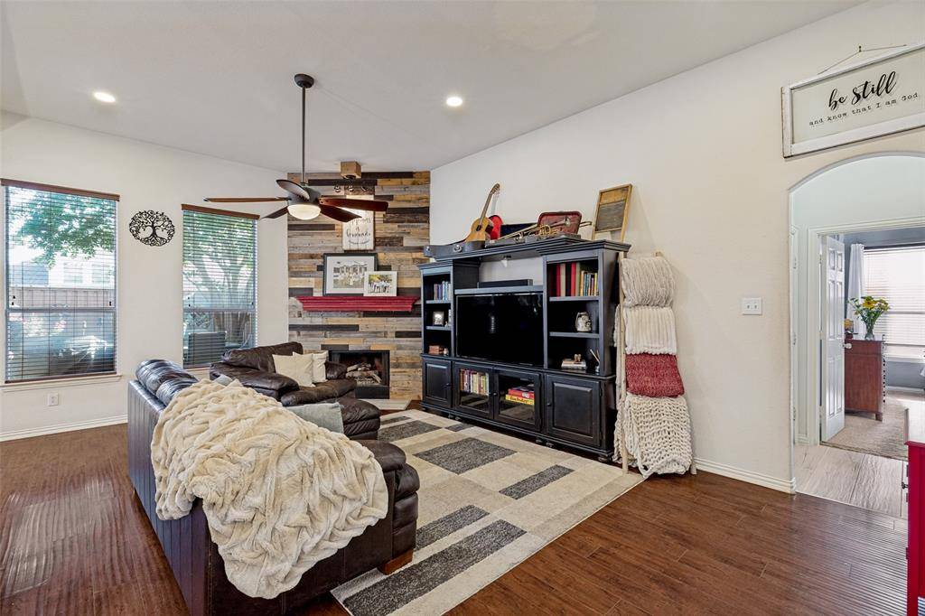1723 Clarke Springs Drive, Allen, TX 75002