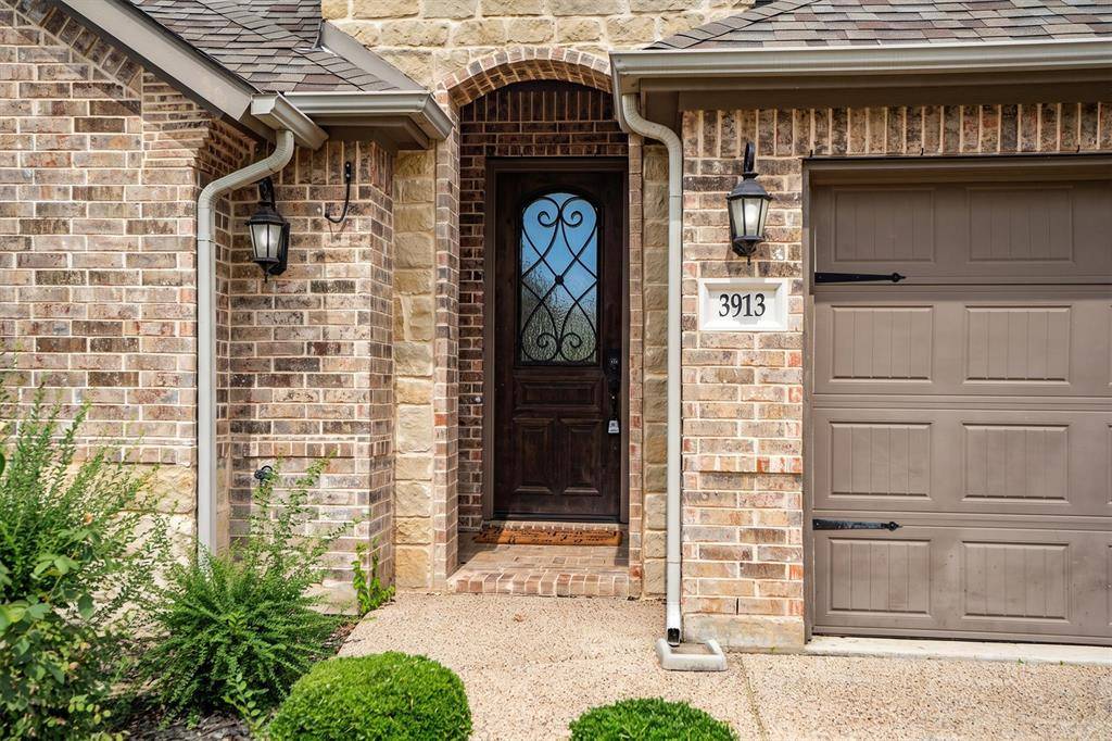 3913 Roxbury Street, Denton, TX 76210