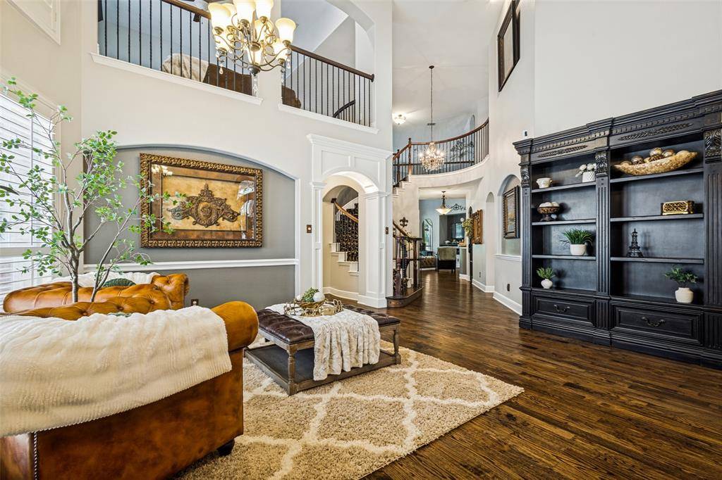 8704 Wyatt Circle, Argyle, TX 76226